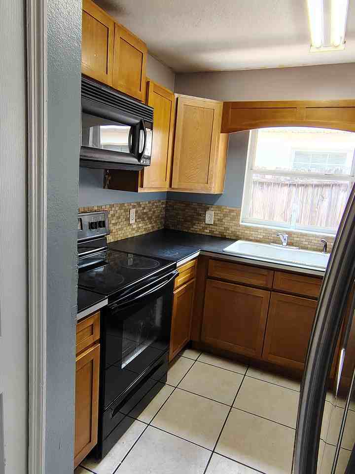 4032 Boston Common St #NA - Photo 5 of 9