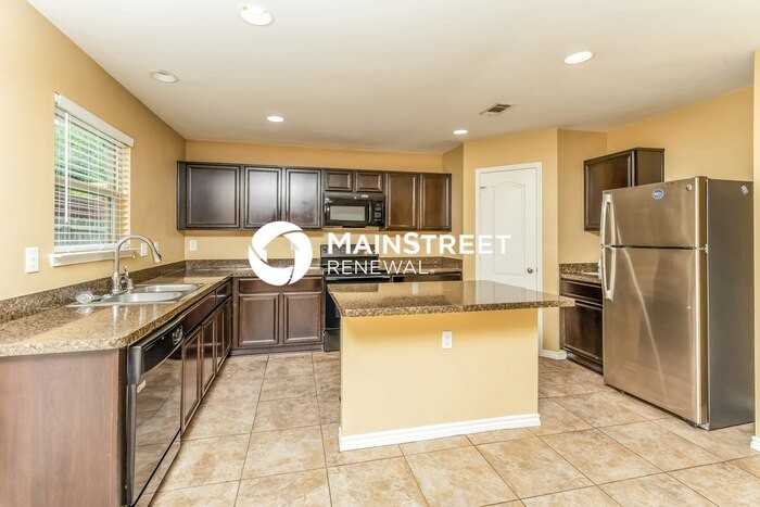 4633 Timbercrest Way - Photo 6 of 16
