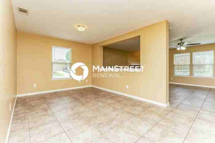 4633 Timbercrest Way - Photo 7 of 16