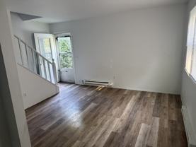 529 Hoyt St #4 - Photo 1 of 1
