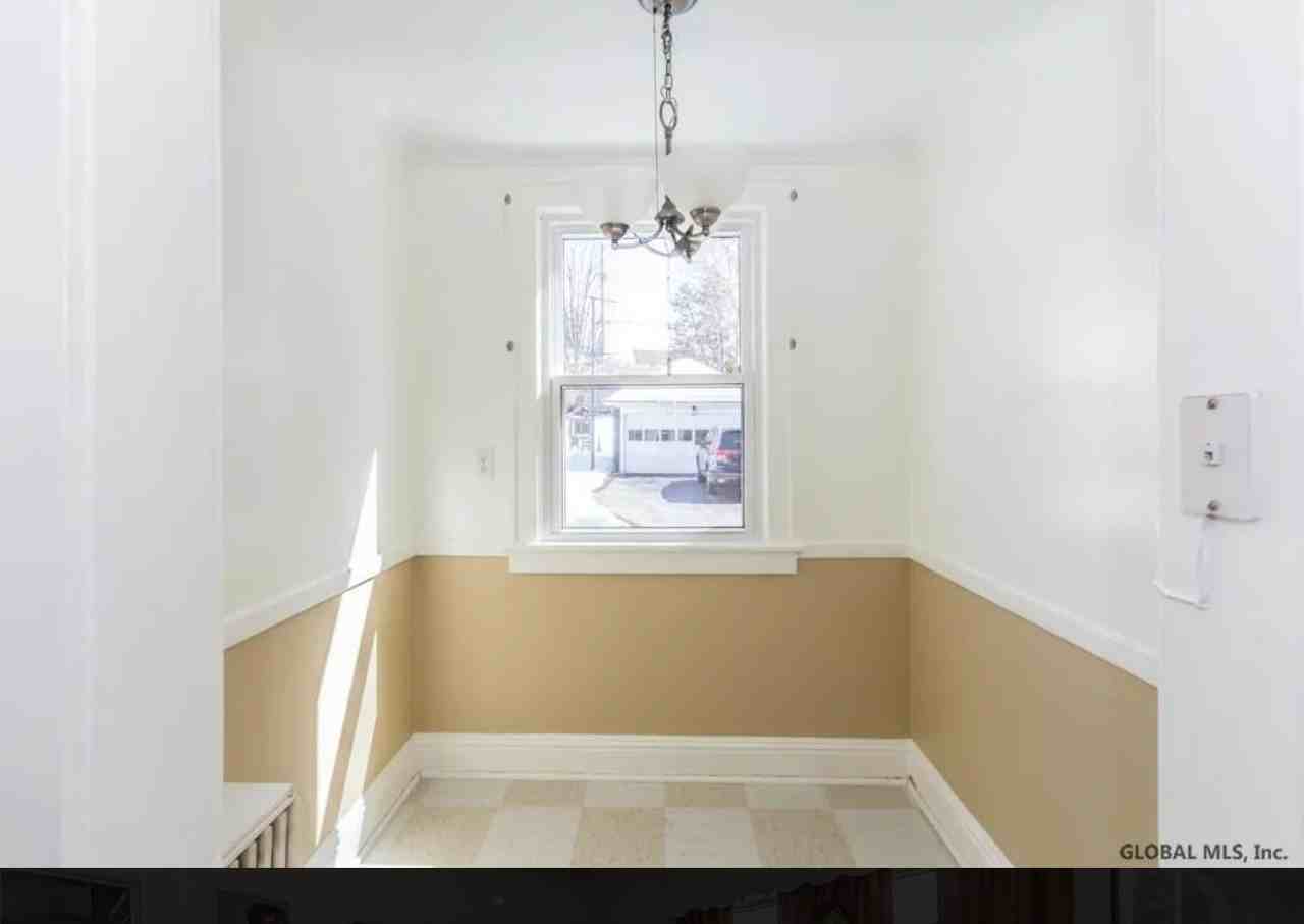 58 Pinewood Ave #2 - Photo 5 of 15