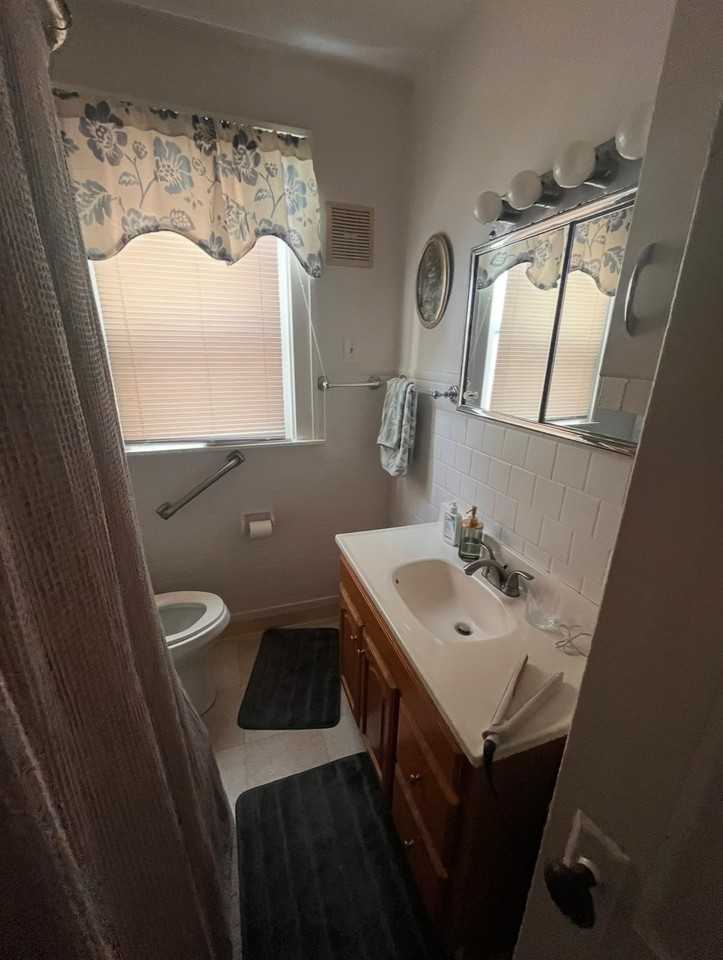 58 Pinewood Ave #1stFL - Photo 7 of 15