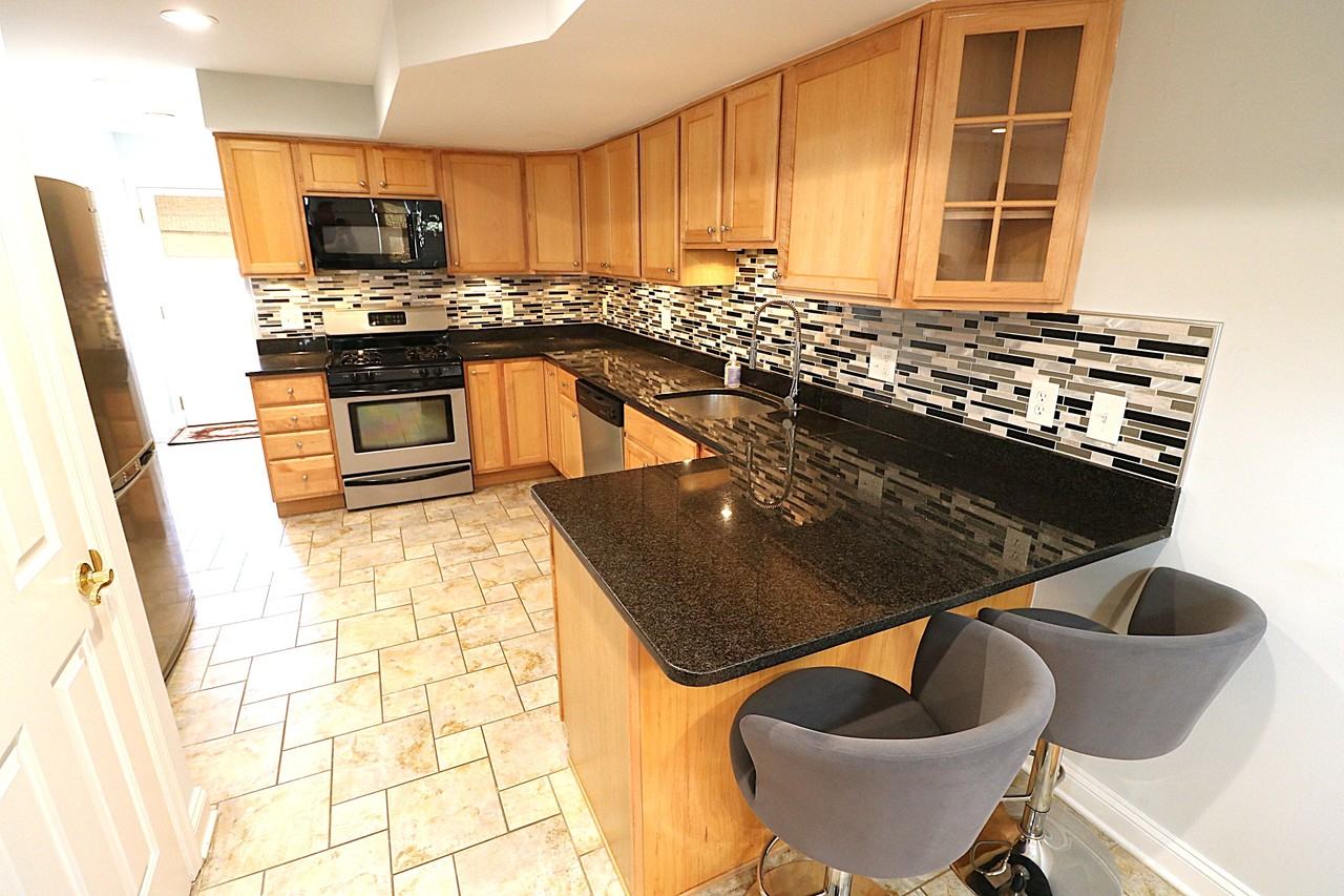 316 S Duncan St #316 - Photo 3 of 19
