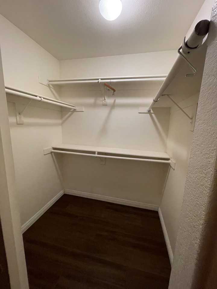 7700 Prairie Corners Dr #NA - Photo 5 of 31
