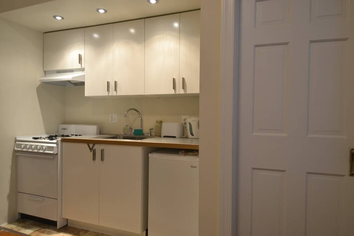 125 S 21st St #3M - Photo 2 of 4
