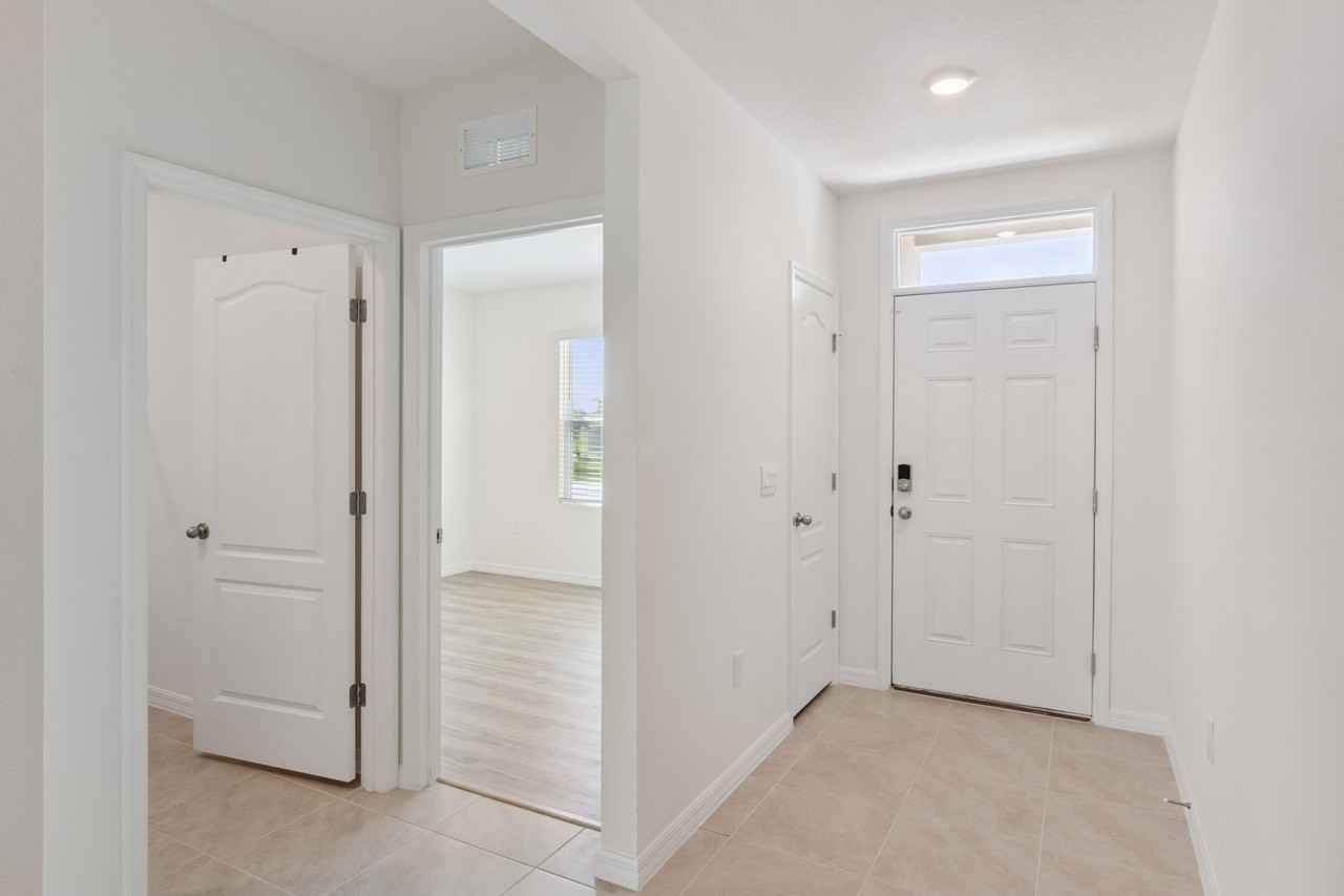 2806 Jamaica Way #NA - Photo 3 of 24