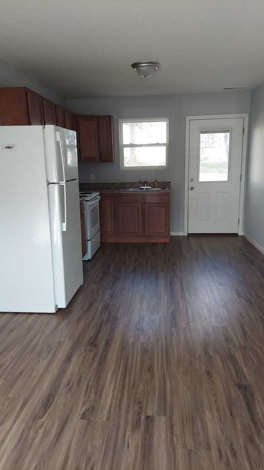 729 Quisenberry St #NA - Photo 3 of 7