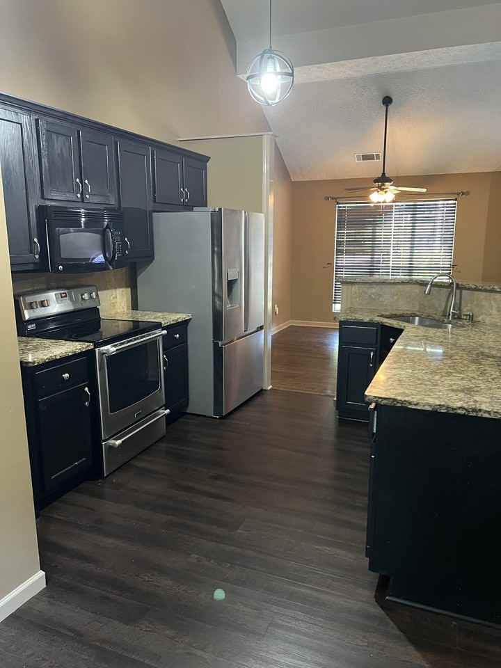 3108 Courtland Cir #NA - Photo 3 of 13
