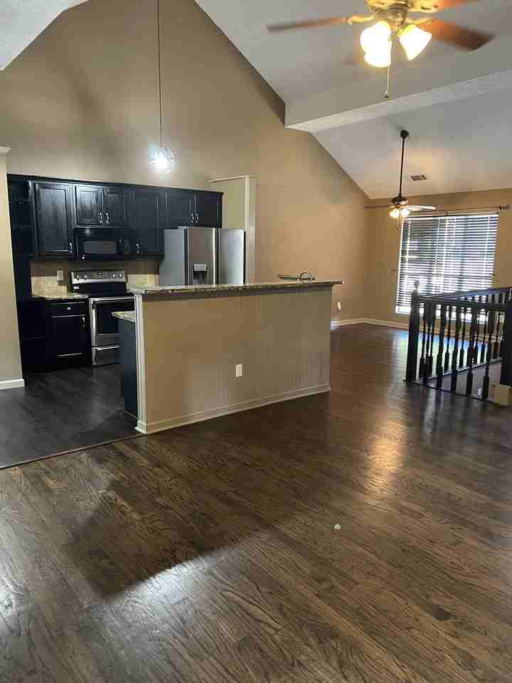 3108 Courtland Cir #NA - Photo 4 of 13
