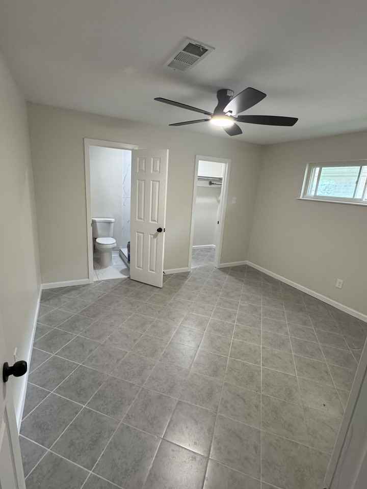 932 Ronson Dr #NA - Photo 6 of 14