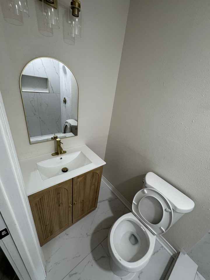 932 Ronson Dr #NA - Photo 7 of 14