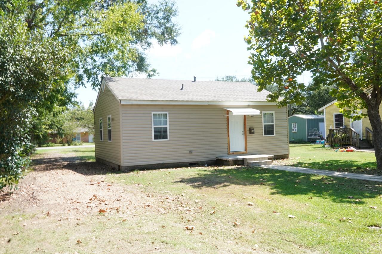 105 Boone St #NA - Photo 2 of 15