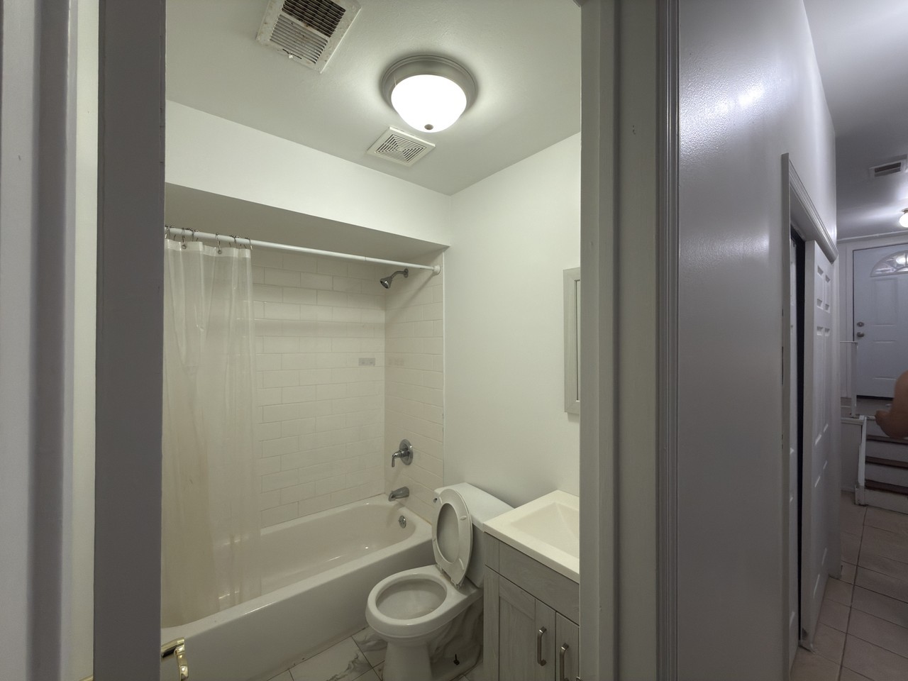 46 Ludwig Ln #1 - Photo 7 of 7