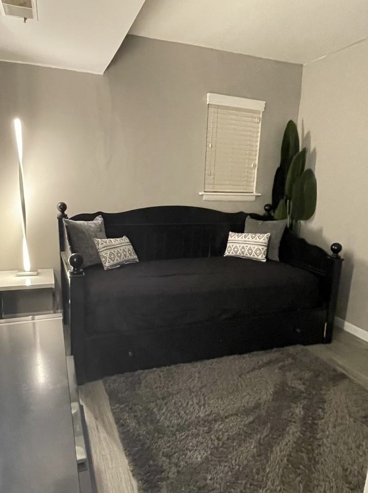 2 Low Hill Ln - Photo 2 of 11