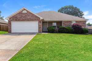 featured image of 402 Stone Creek Dr