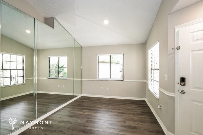 1605 Tailor Rd - Photo 5 of 12