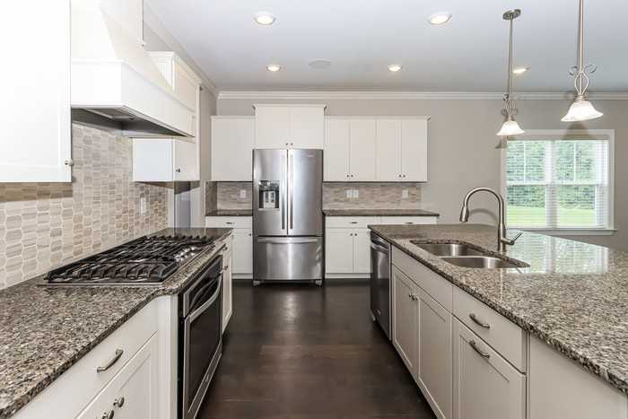 126 Gingers Way - Photo 7 of 15