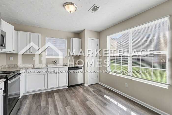 917 Carlton Pointe Ter - Photo 6 of 25