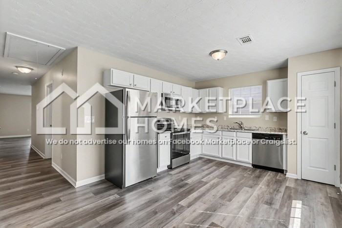 917 Carlton Pointe Ter - Photo 7 of 25