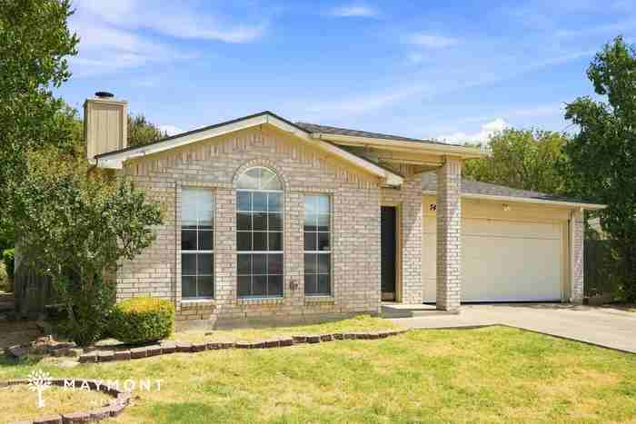 747 Valley Spring Dr - Photo 2 of 2