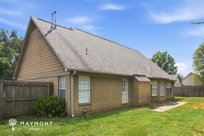 225 Winding Creek Dr - Photo 3 of 3