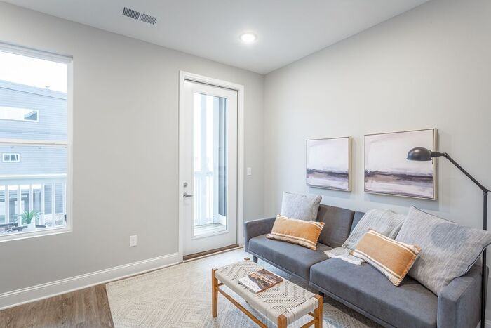 2392 E 18th Street Pl - Photo 7 of 18