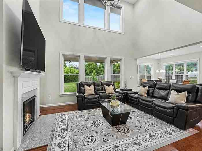 6017 Stone Valley Way - Photo 6 of 43