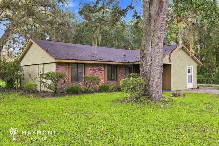34317 Shaffer Dr - Photo 2 of 4