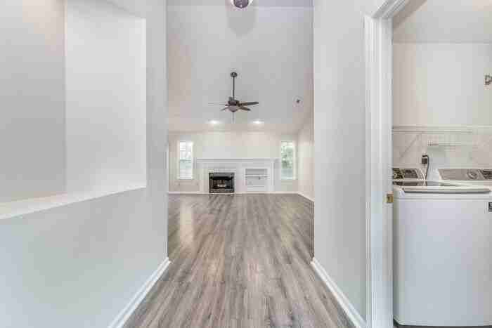 10419 Bristlecone Dr - Photo 4 of 25