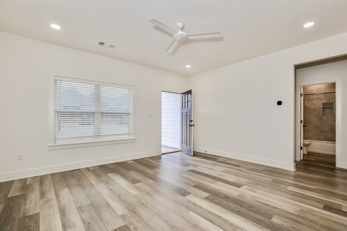 16300 Lamarche Dr - Photo 3 of 14