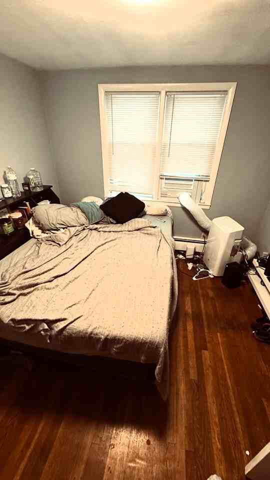220R Hamilton St #1 - Photo 4 of 9