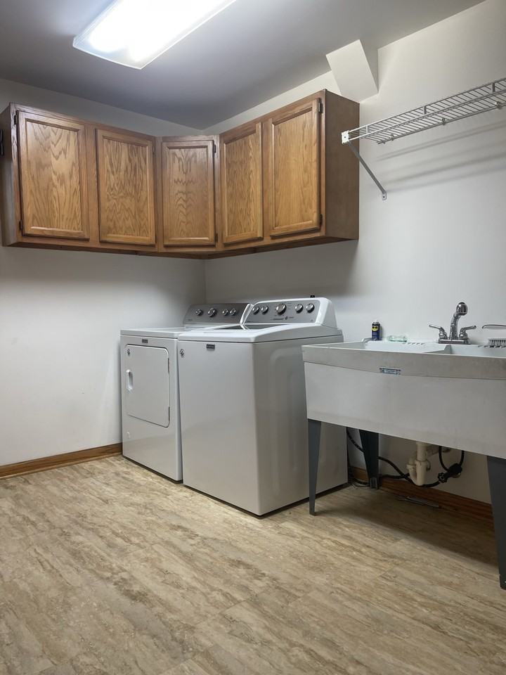 1972 S Park Ave #NA - Photo 7 of 10