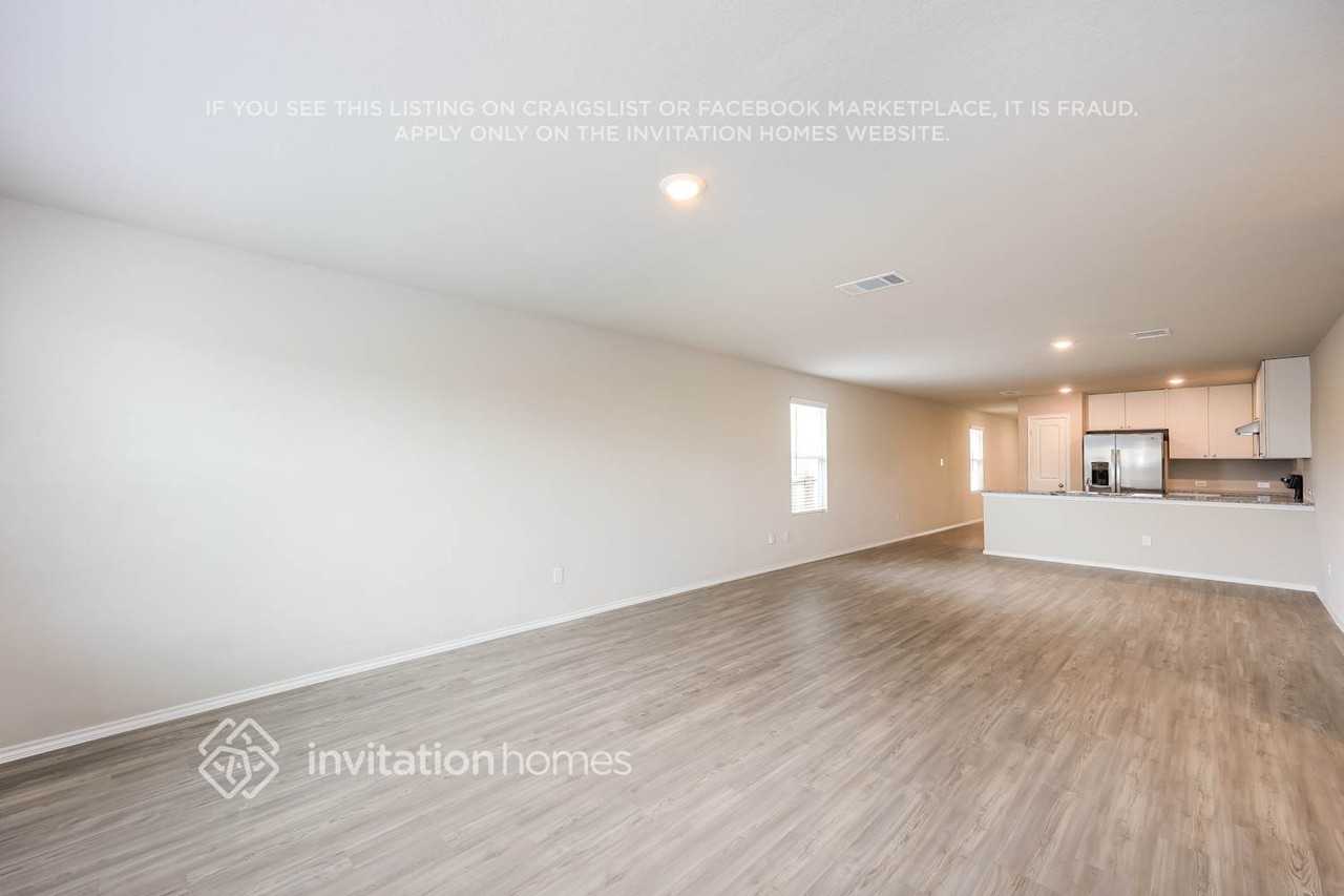 134 Pasadena Pl - Photo 5 of 17