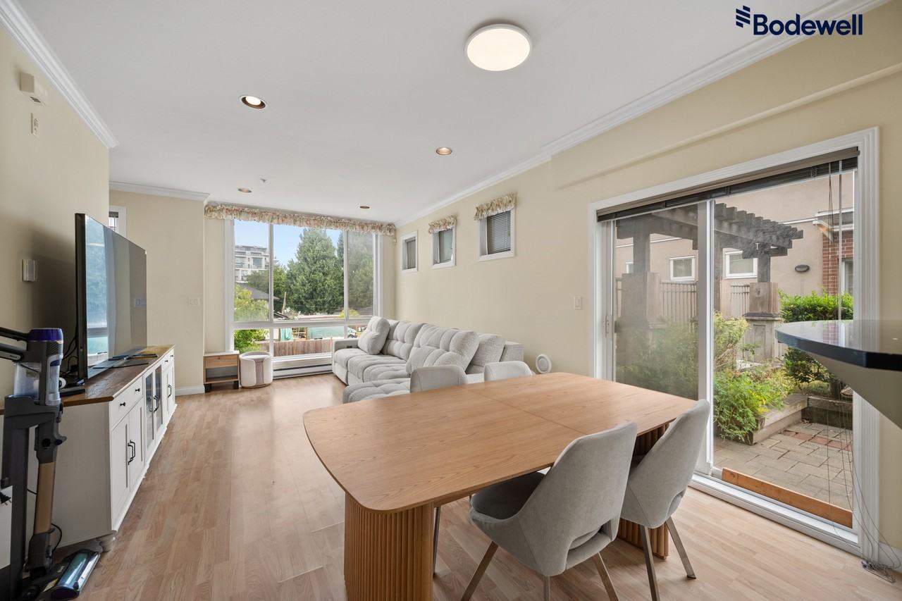 Cranberry Court - Photo 2 of 18