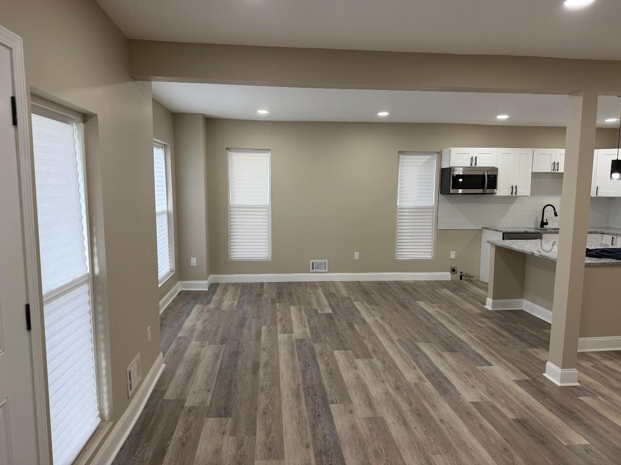 1545 Lawrence St - Photo 2 of 8