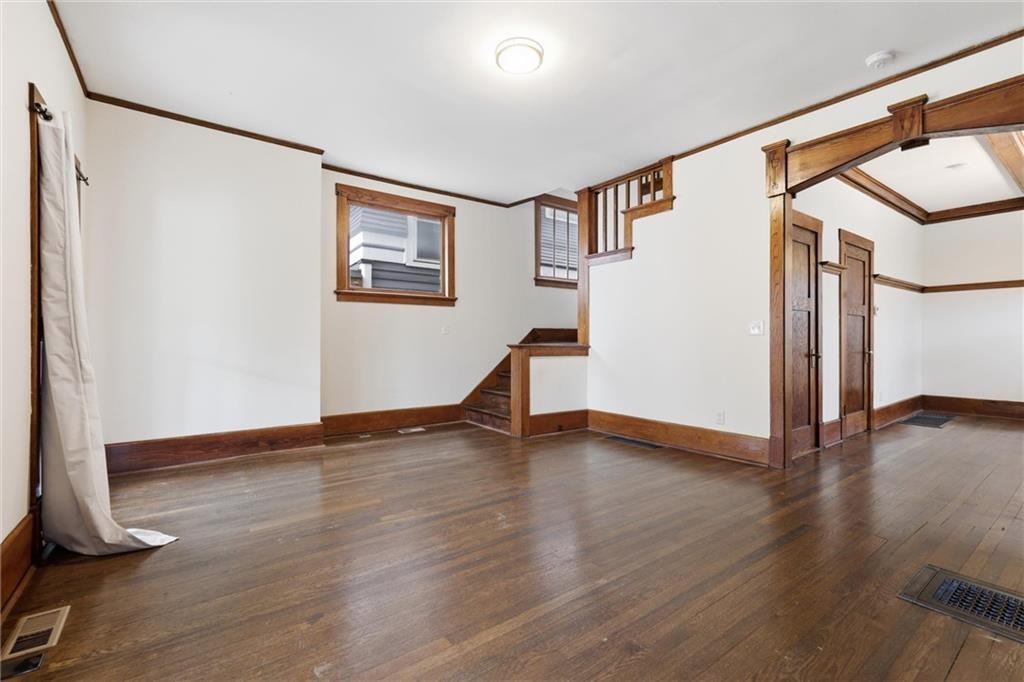 4200 Mercier St - Photo 3 of 20