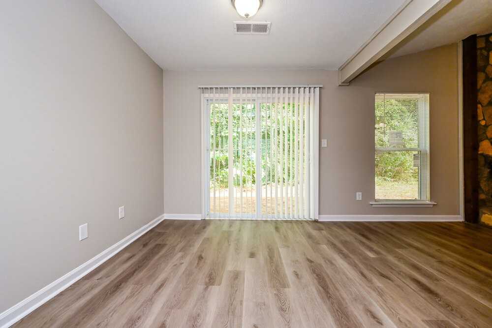 4251 Dogwood Farms Dr - Photo 4 of 16