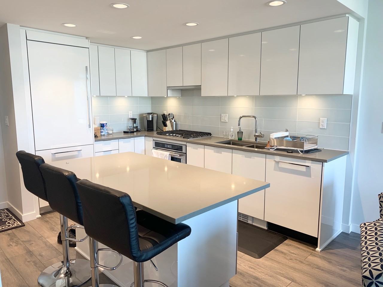 2388 Madison Ave - Photo 2 of 40