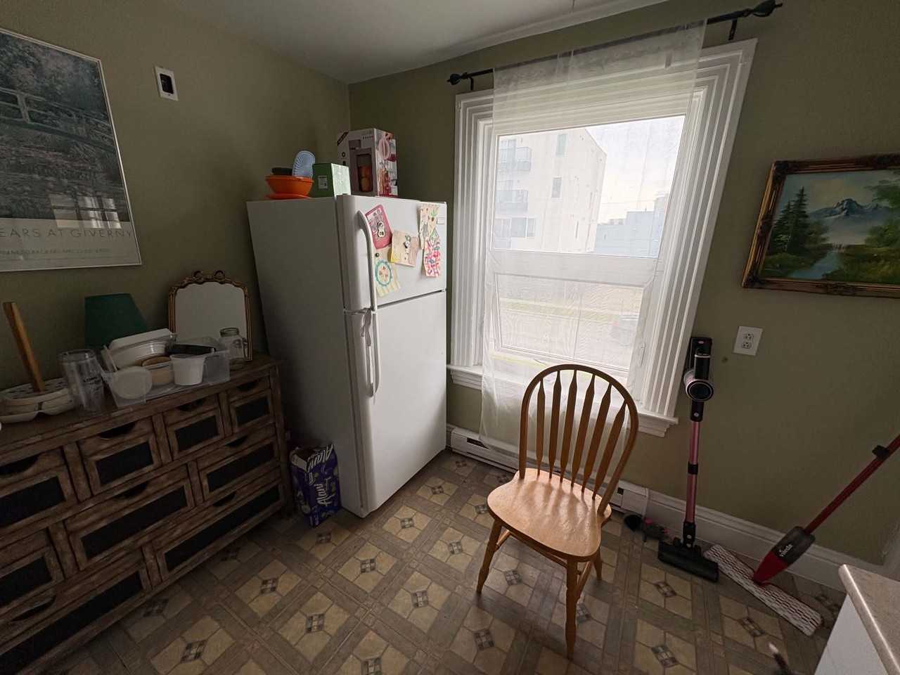 84 Maryland Street 2 - Photo 5 of 14