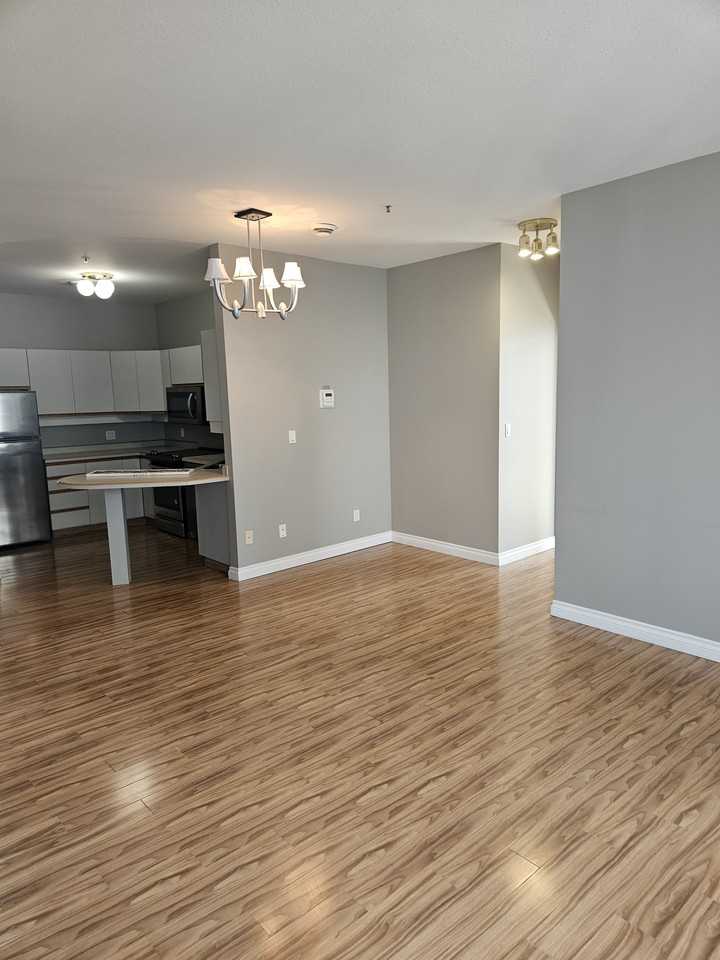 1867 Hamilton St - Photo 3 of 18