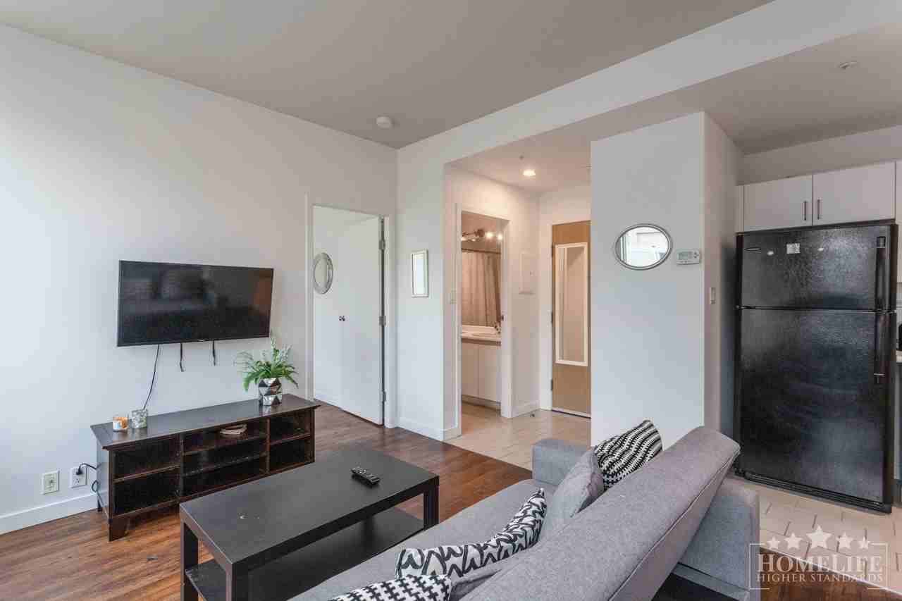 989 Nelson St - Photo 5 of 18