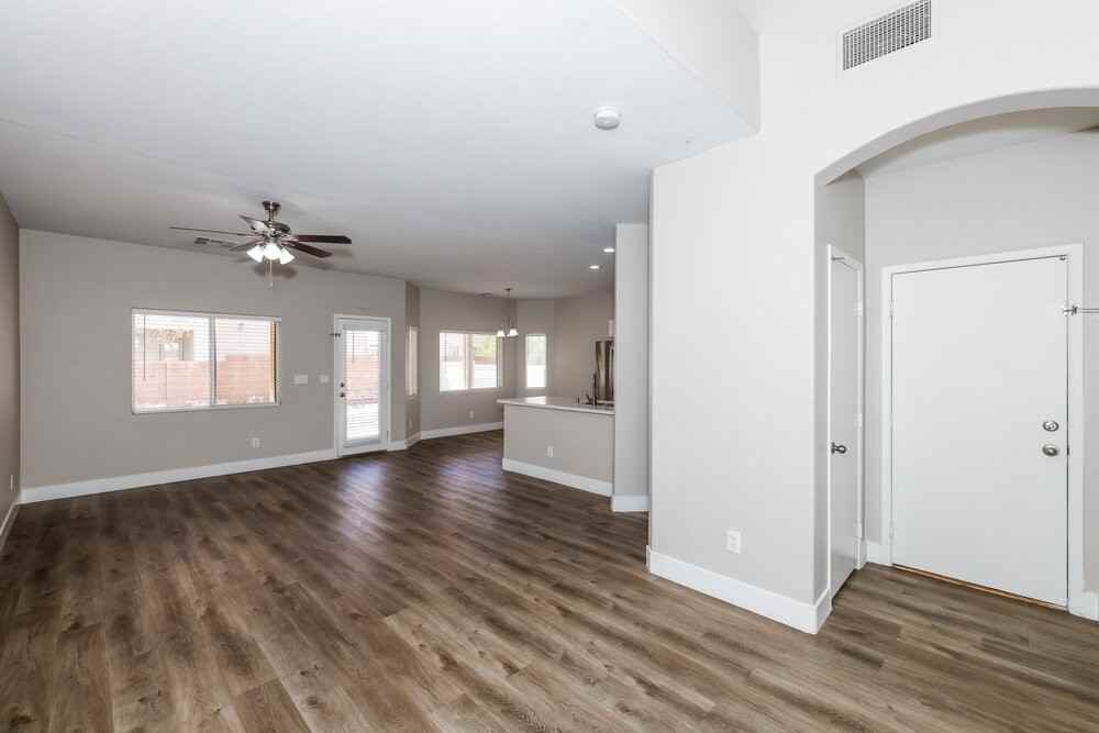 1743 Dark Wolf Ave - Photo 5 of 17