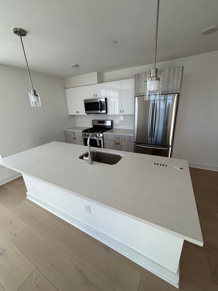 The Bennington in Eastie - Photo 6 of 21