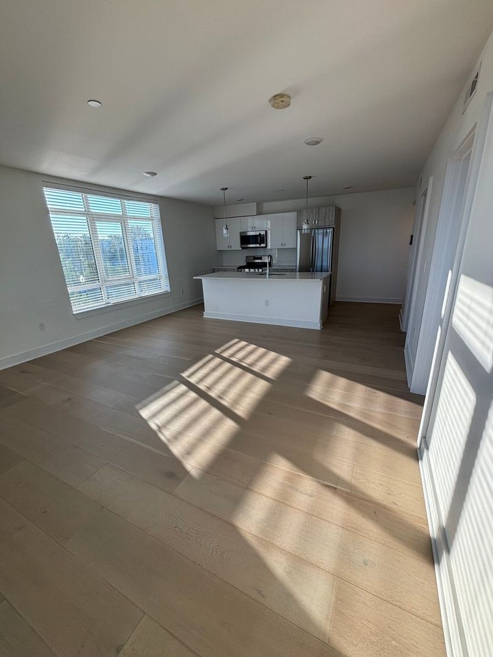 The Bennington in Eastie - Photo 7 of 21