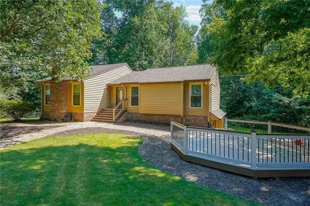 1801 Azalea Dr - Photo 2 of 43