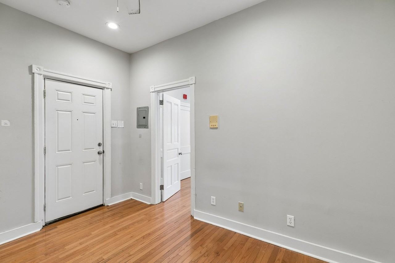 4815 Baltimore Ave. - Photo 6 of 15