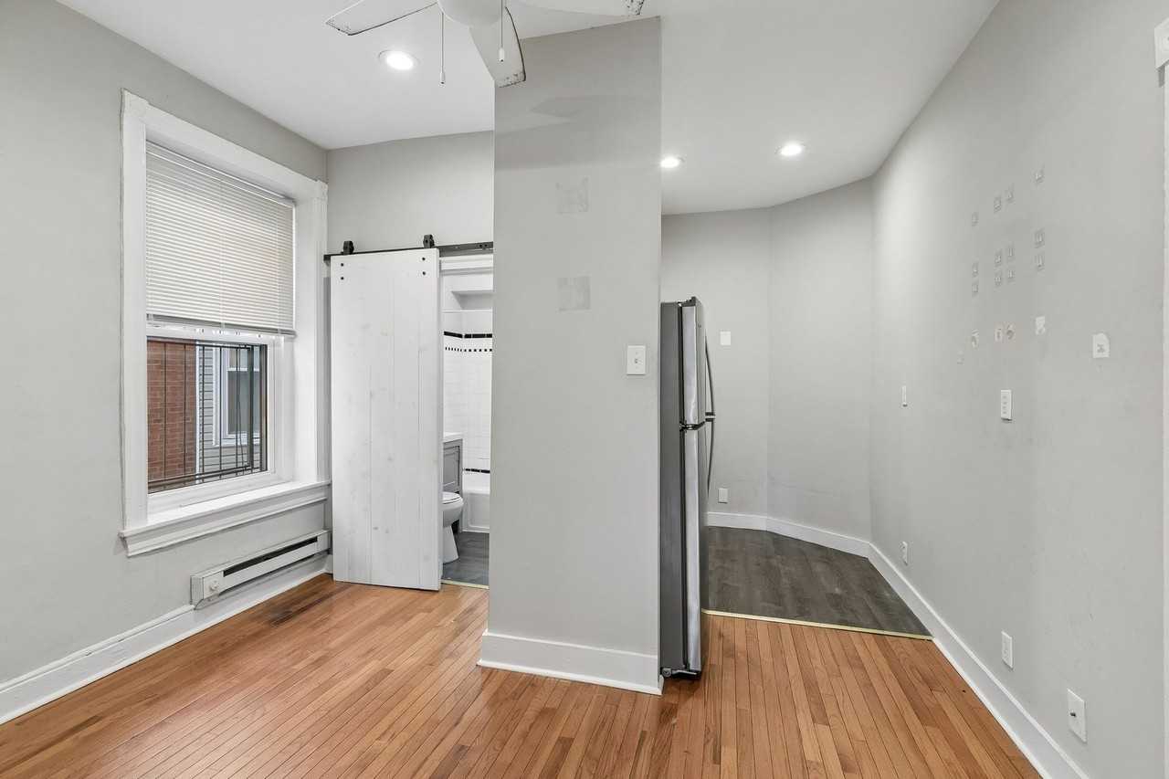4815 Baltimore Ave. - Photo 7 of 15