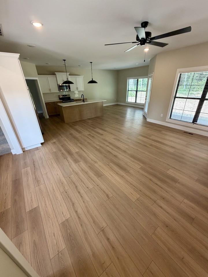 4432 Violet Dr #1 - Photo 4 of 22