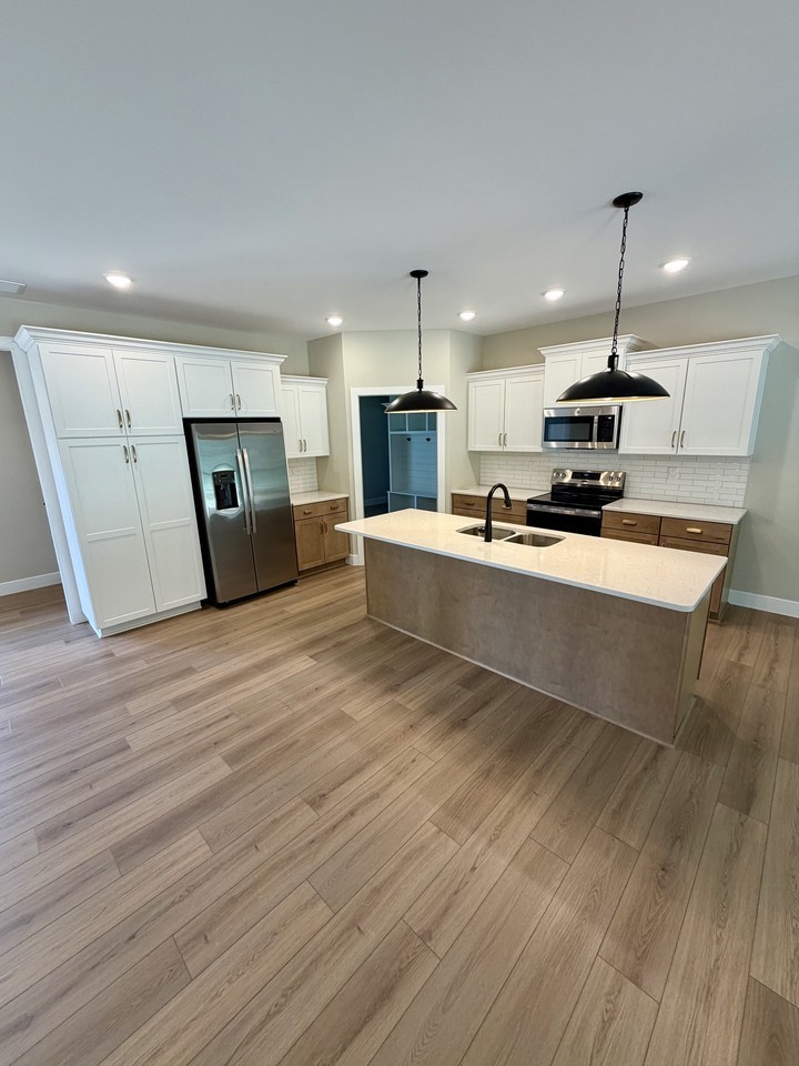 4432 Violet Dr #1 - Photo 6 of 22