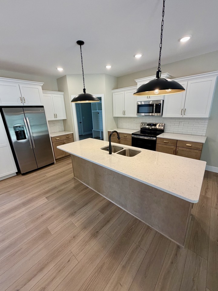 4432 Violet Dr #1 - Photo 7 of 22